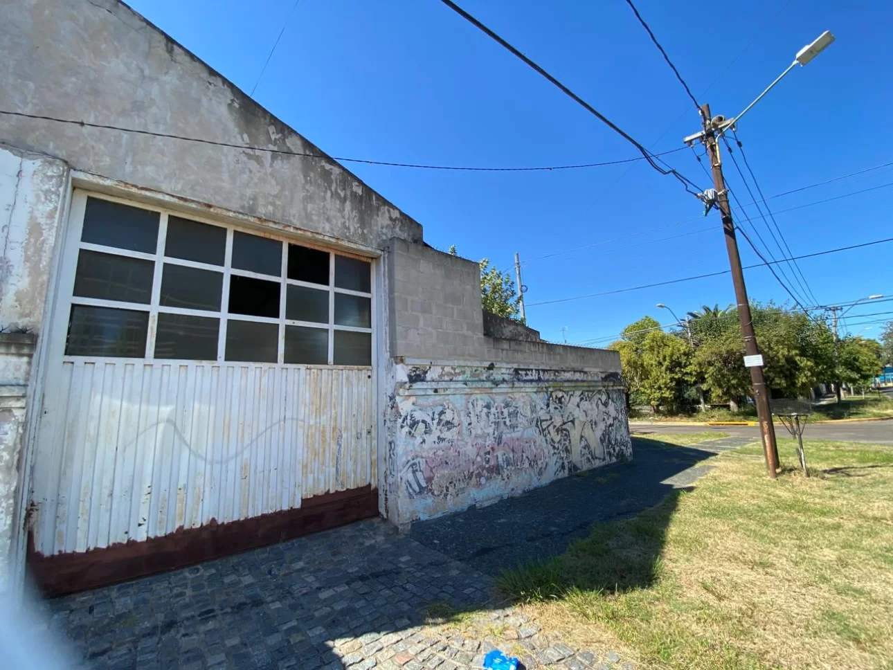 VENTA CASA 4 AMBIENTES ITUZAINGO NORTE