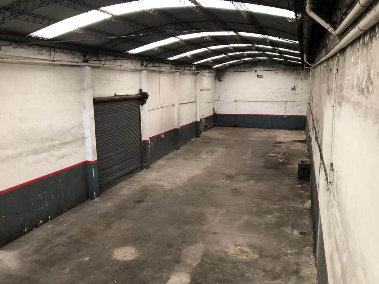 Galpon 560 m² en Alquiler en Villa Ballester