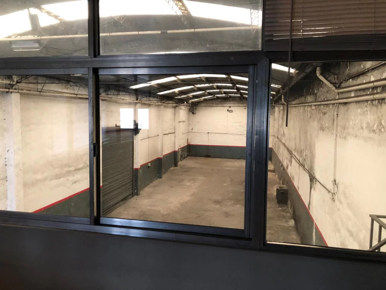 Galpon 560 m² en Alquiler en Villa Ballester