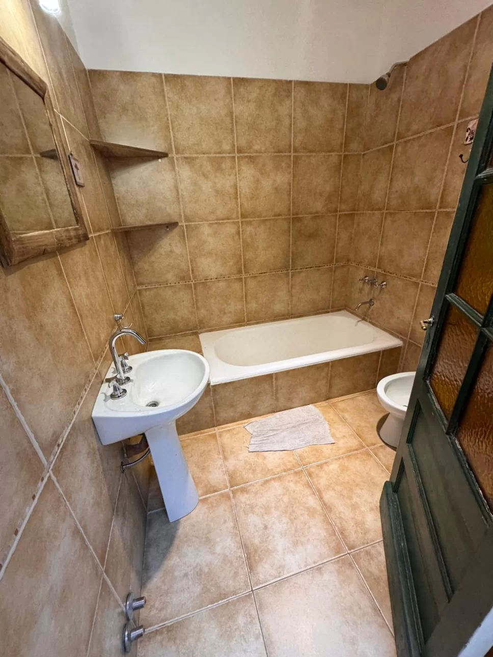 Alquiler amplia casa - Balcarce  2922 Villa Ballester