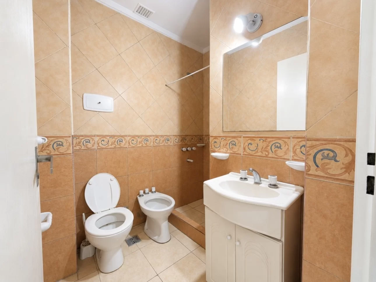 Departamento de 3 ambientes con balcon