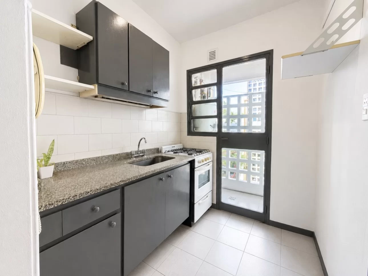 Departamento de 3 ambientes con balcon
