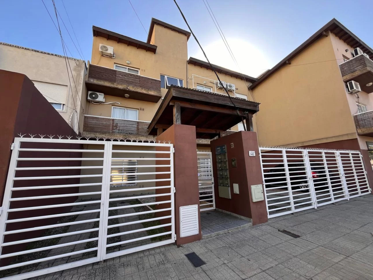 Venta- Depto 3 amb con patio y garage.  Malaver