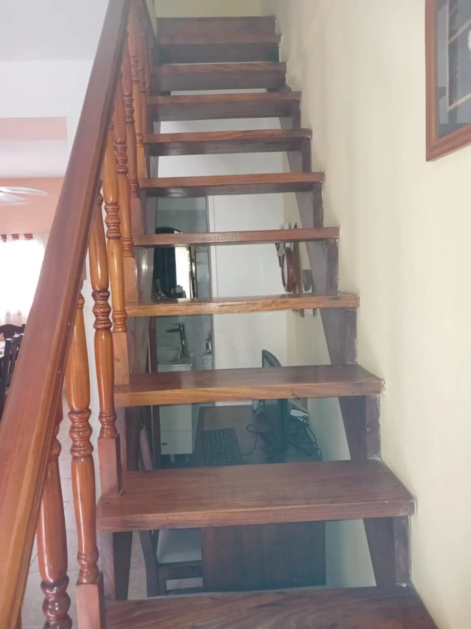 DUPLEX DE TRES AMBIENTES CON GARAGE Y PATIO