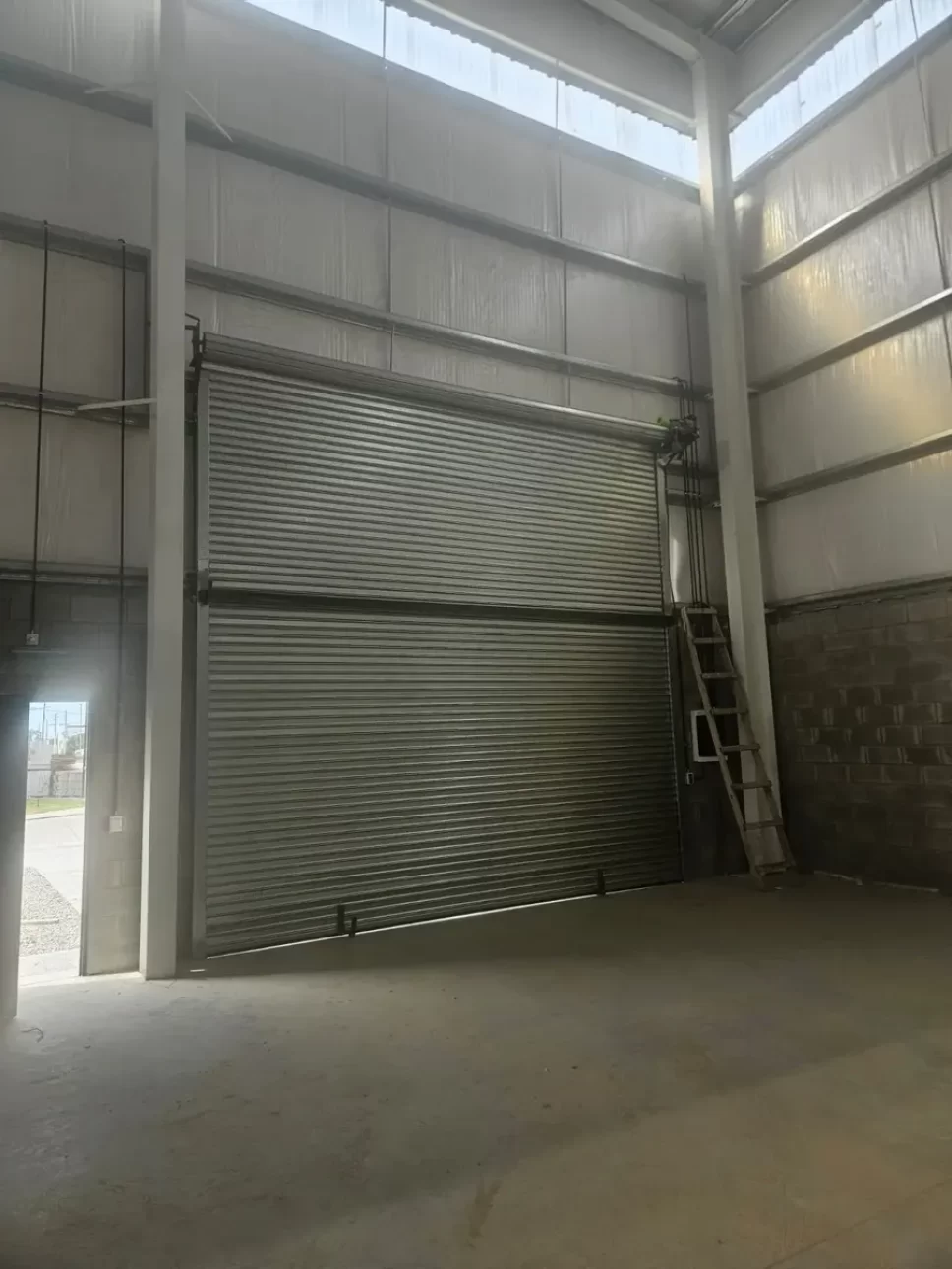 Alquiler Nave Industrial a estrenar en Moreno