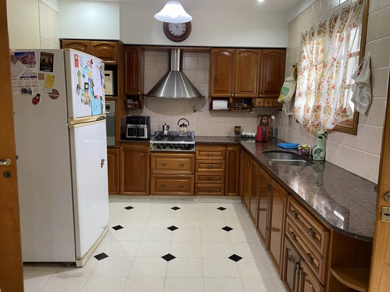 HERMOSA CASA DE CUATRO AMBIENTES BARRIO GOLF SAN ANDRES