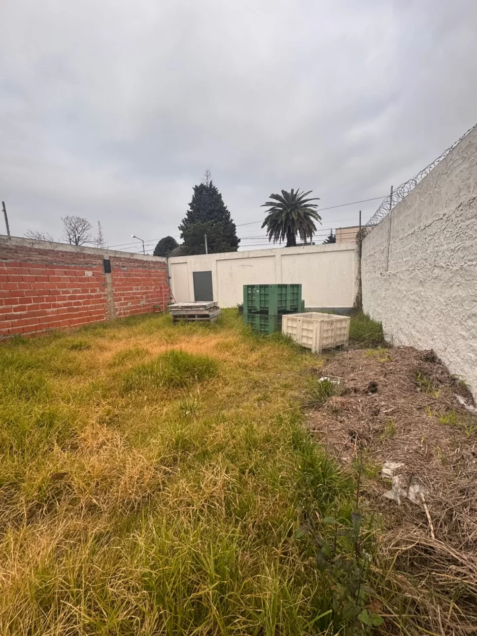 Lote en venta - 329m2 en Villa Ballester
