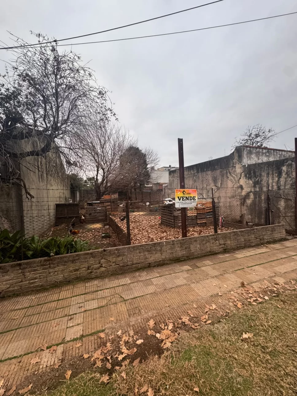 Lote en venta - 243 m2 en Villa Ballester