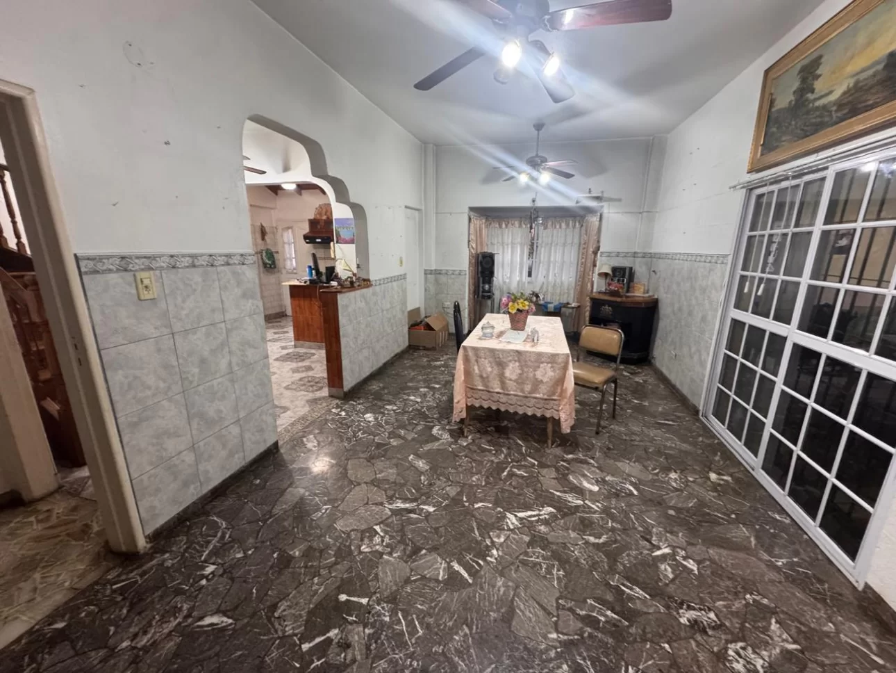 Casa en Venta - 8 amb  con parque y piscina. Villa Libertad