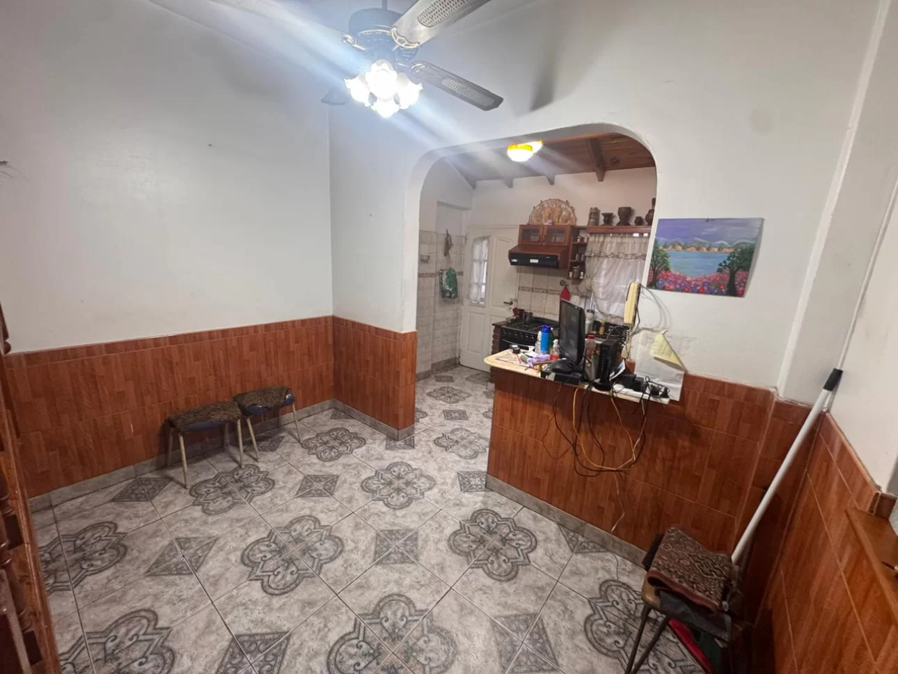 Casa en Venta - 8 amb  con parque y piscina. Villa Libertad