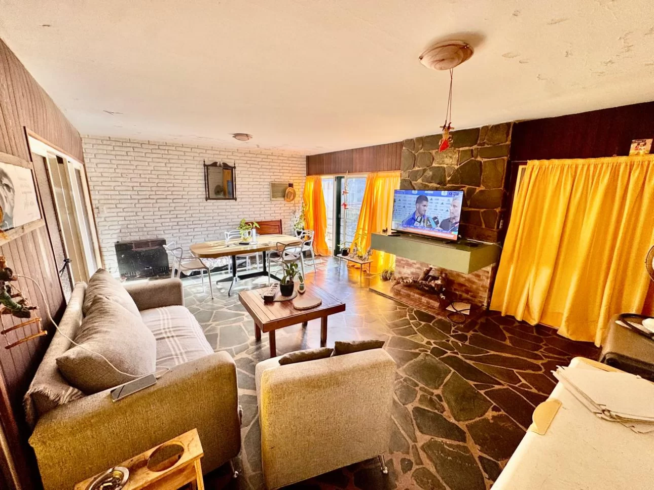 Venta de PH  en planta alta, con terraza - San vicente 2659