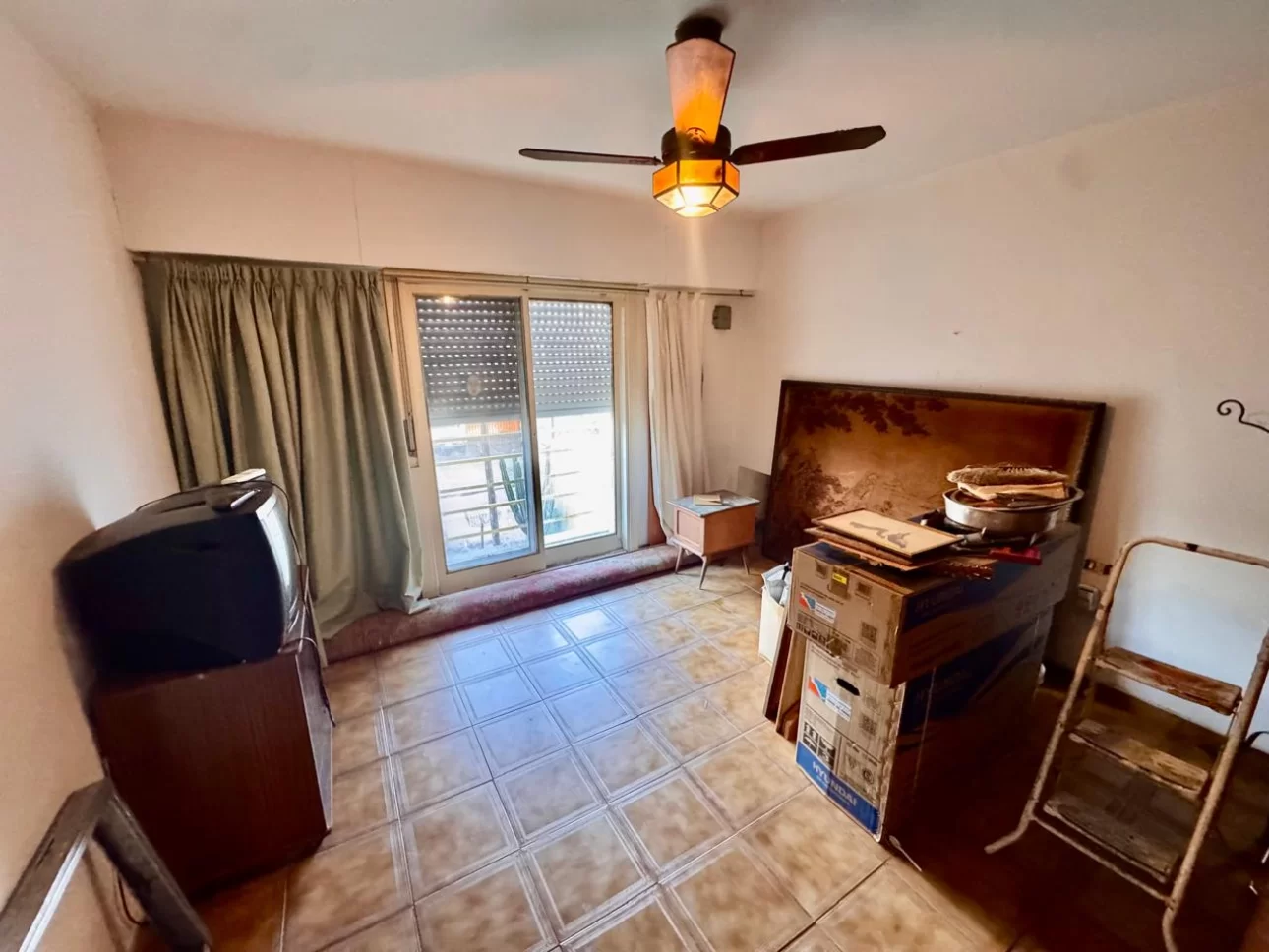 Venta de PH  en planta alta, con terraza - San vicente 2659