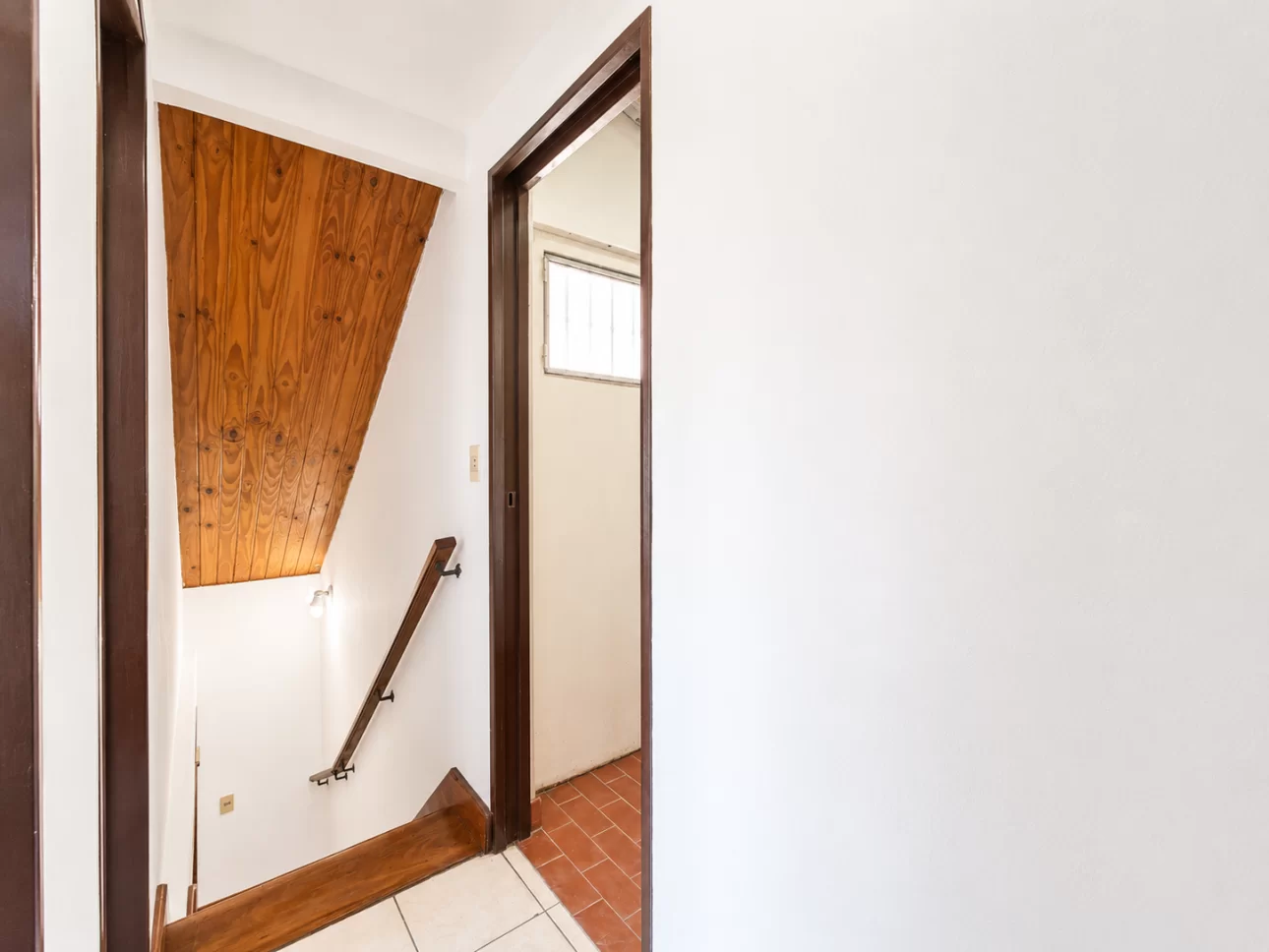 Duplex de 3 ambientes con patio, terraza y garage