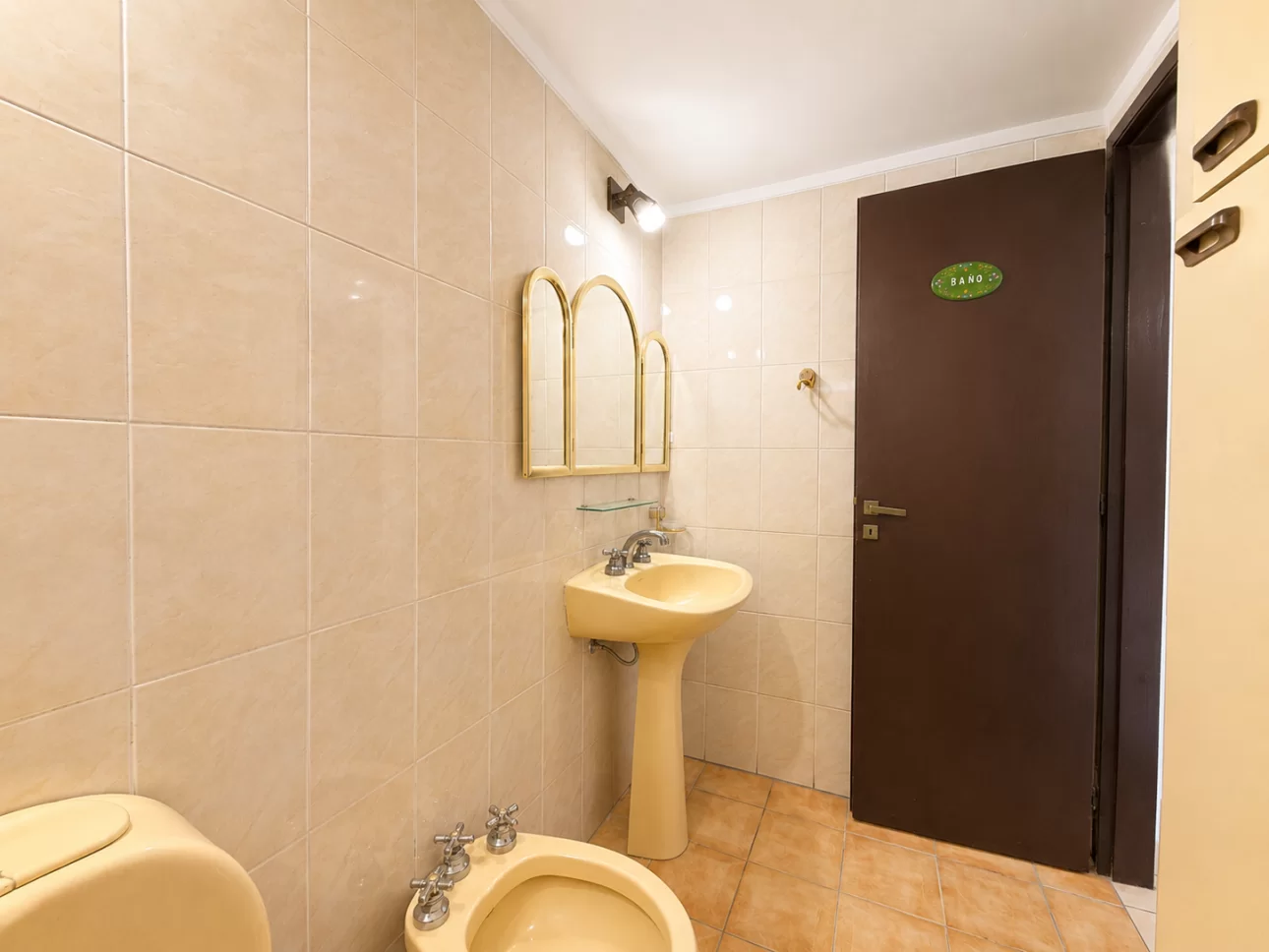 Duplex de 3 ambientes con patio, terraza y garage