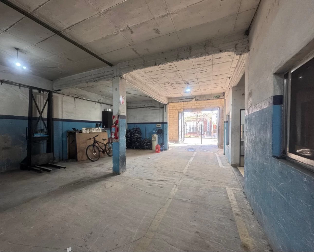 Importante Galpón 825 m² en Zona Estratégica