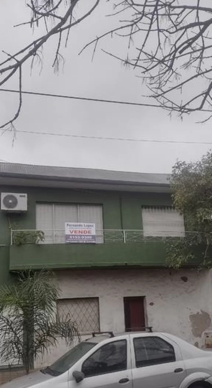 PH 3 ambientes en pta alta, amplio,con pequeño patio
