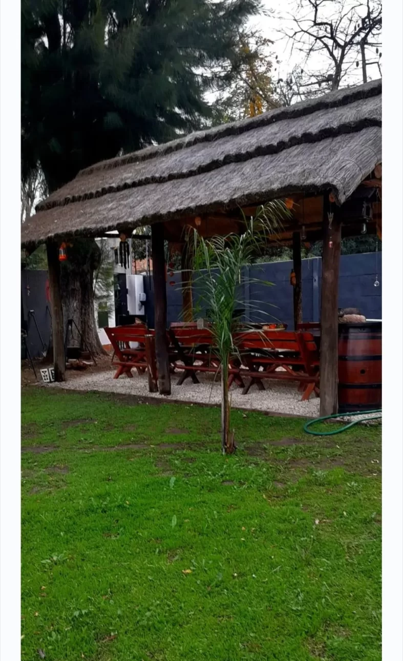 SE VENDE EXCELENTE CASAQUINTA EN VILLA LUZURIAGA