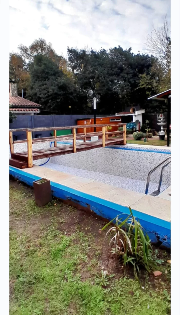 SE VENDE EXCELENTE CASAQUINTA EN VILLA LUZURIAGA