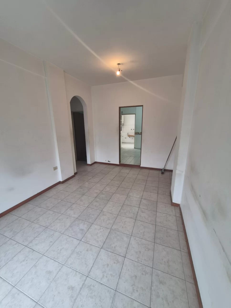 SE VENDE DPTO 3 AMBIENTES EN TAPIALES