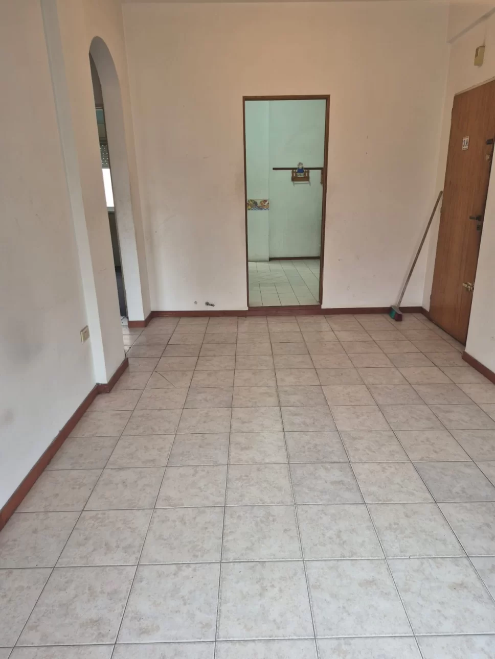 SE VENDE DPTO 3 AMBIENTES EN TAPIALES