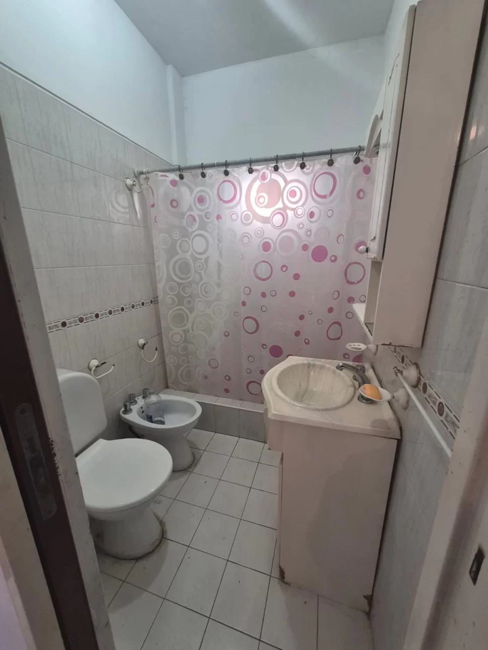 SE VENDE DPTO 3 AMBIENTES EN TAPIALES