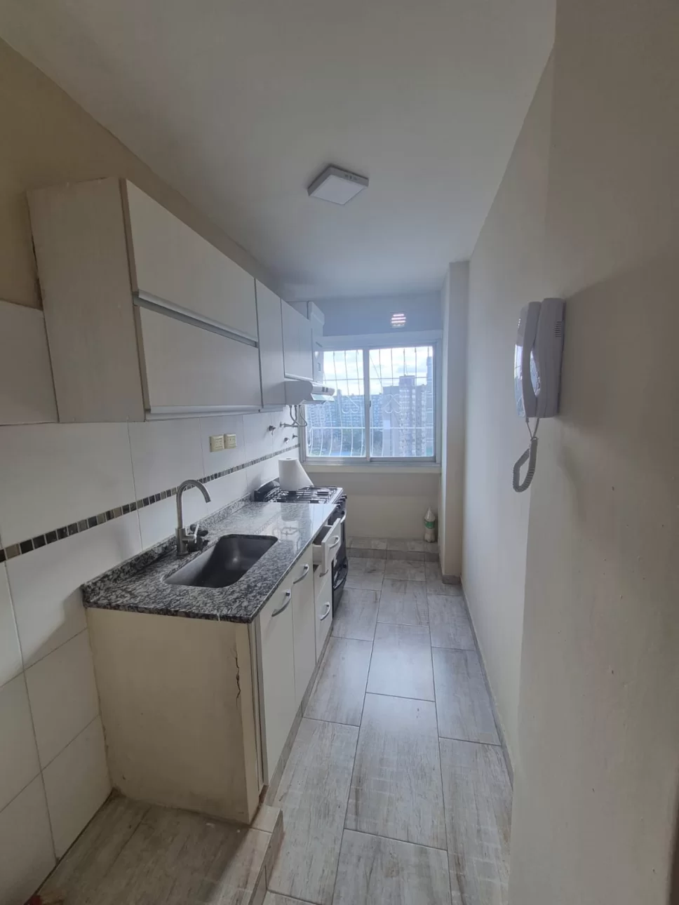 SE VENDE DPTO 3 AMBIENTES EN LUGANO I Y II