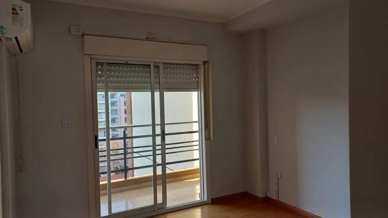 Semipiso 2 amb. con cochera