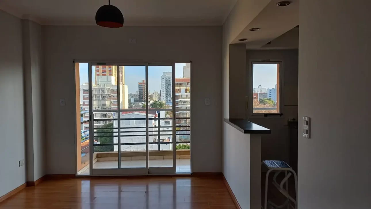 Semipiso 2 amb. con cochera