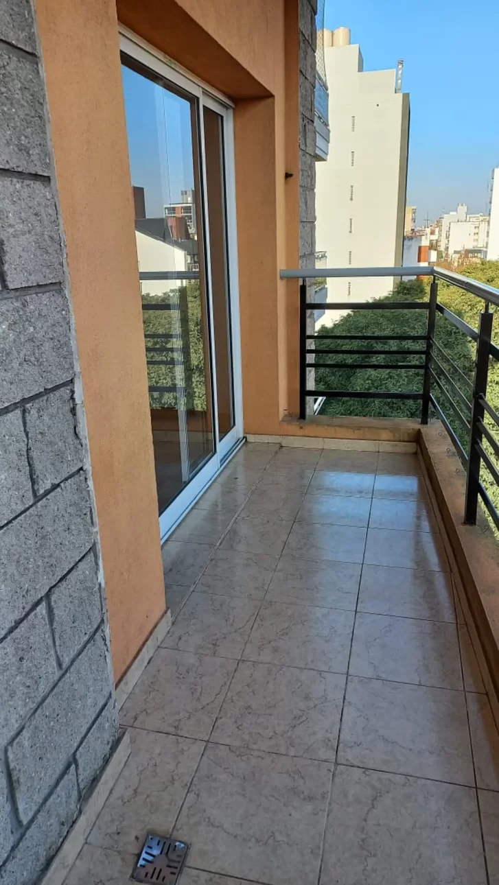 Semipiso 2 amb. con cochera