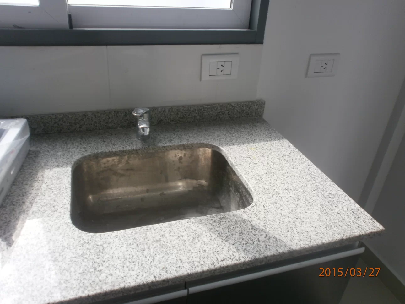Hermoso departamento 2 ambientes al frente con balcon