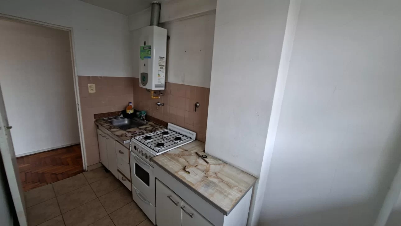 DEPARTAMENTO 2 AMBIENTES C/BALCON