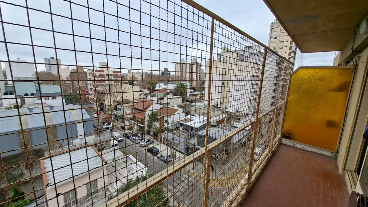 DEPARTAMENTO 2 AMBIENTES C/BALCON