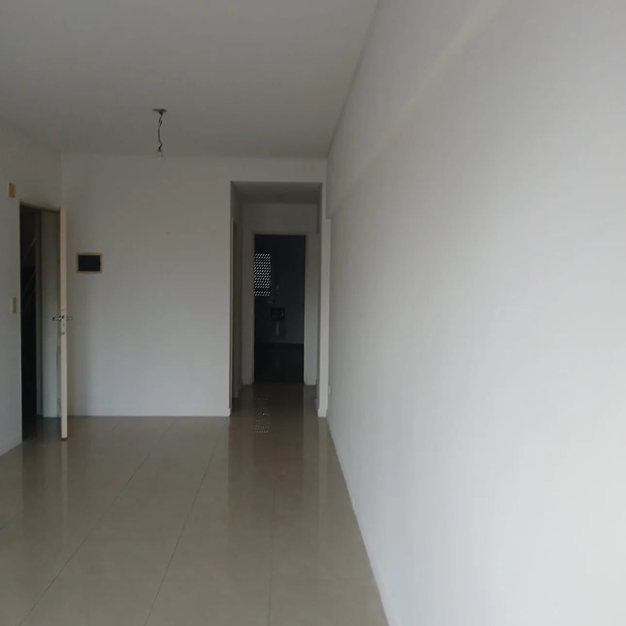 Hermoso semi piso 2 amb. a mts. de la Plaza San Martin