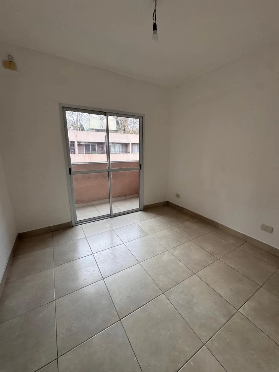 Alquiler- Depto 2 amb en complejo - San Andres