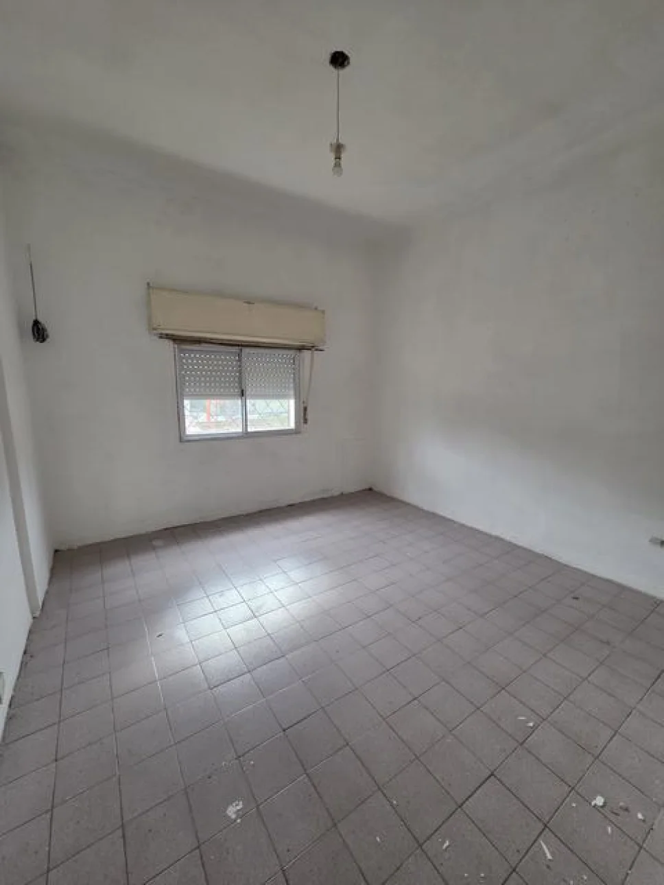 CASA 3 AMB C/PATIO Y JARDIN sobre  Spano 600m estacion Bosch