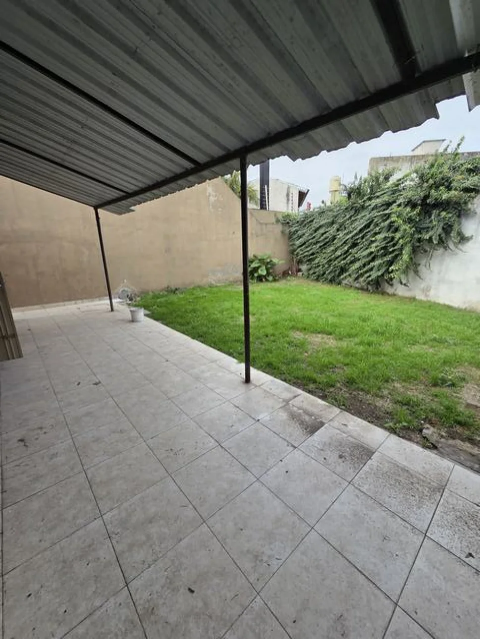 CASA 3 AMB C/PATIO Y JARDIN sobre  Spano 600m estacion Bosch