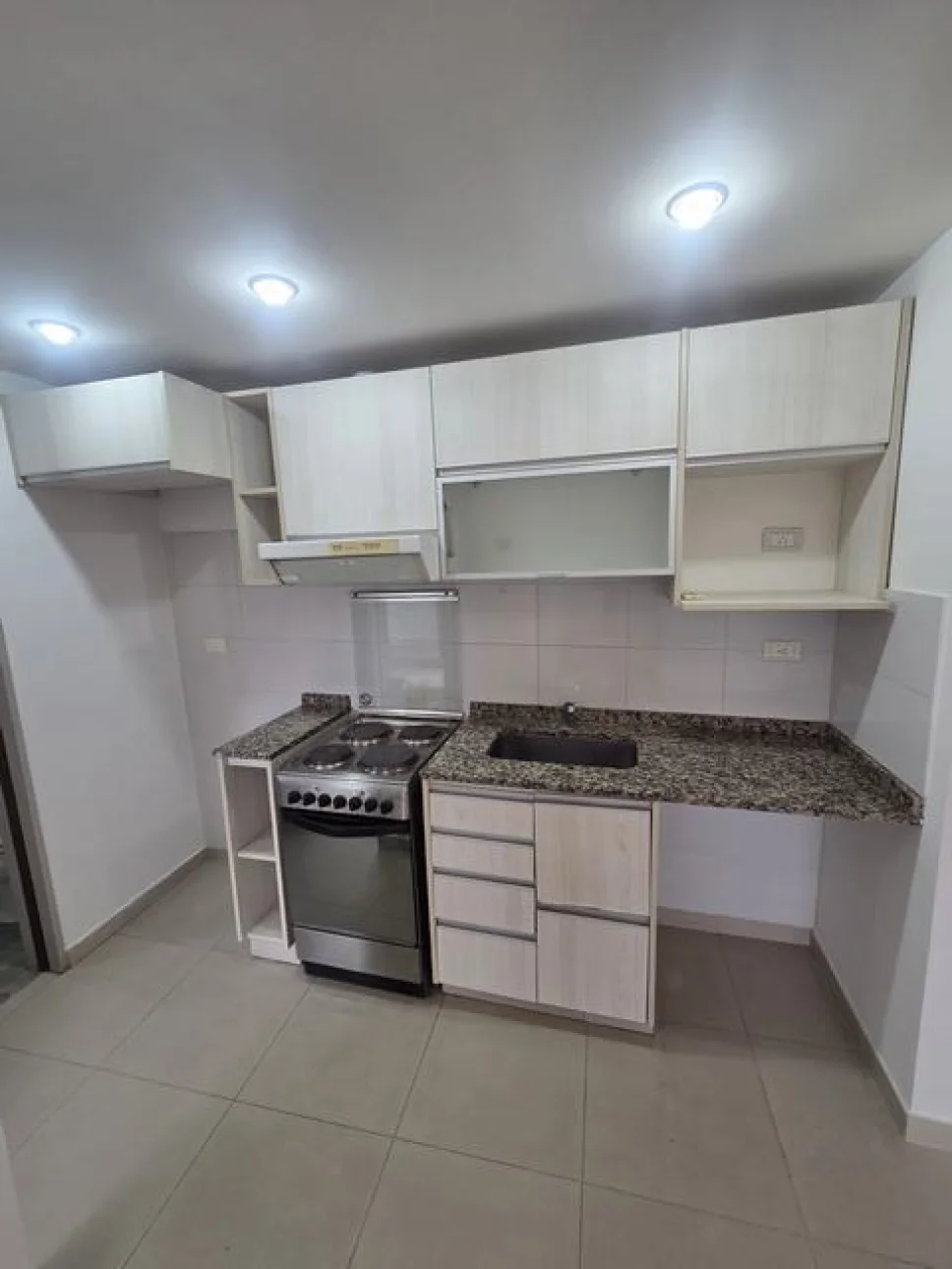 DEPARTAMENTO 2 AMB 100m estacion Bosch