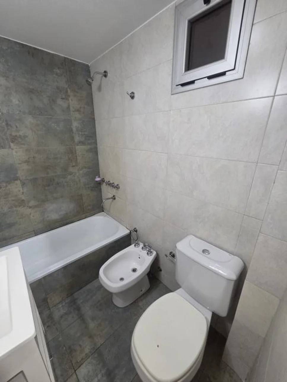 DEPARTAMENTO 2 AMB 100m estacion Bosch