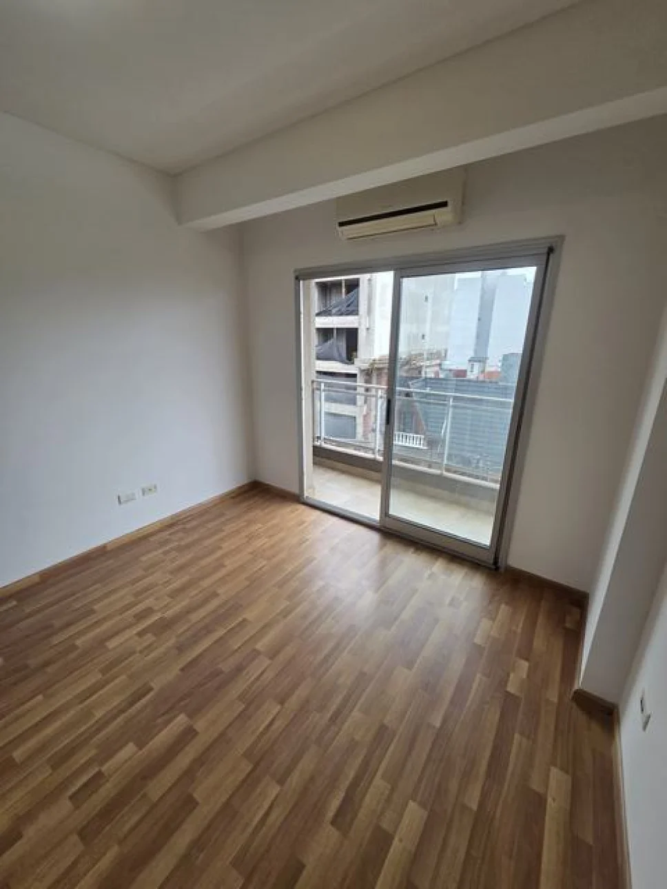 DEPARTAMENTO 2 AMB 100m estacion Bosch
