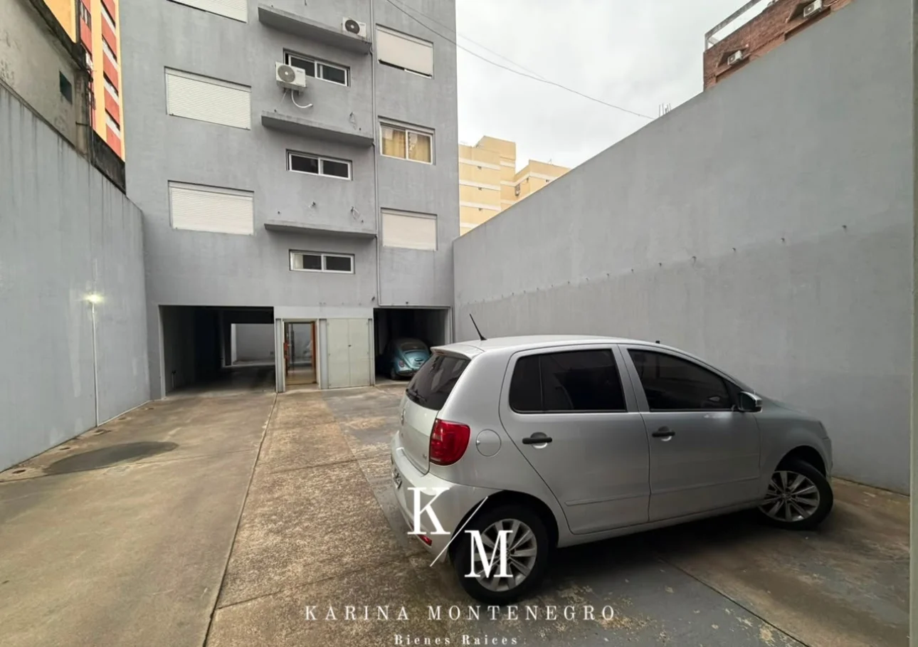 Departamento 2 amb en el centro de San Martin, optimo estado