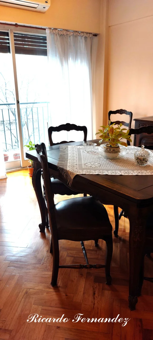 EXCELENTE 3 AMB CON COCHERA Y BALCÓN A MTS. DE CABILDO