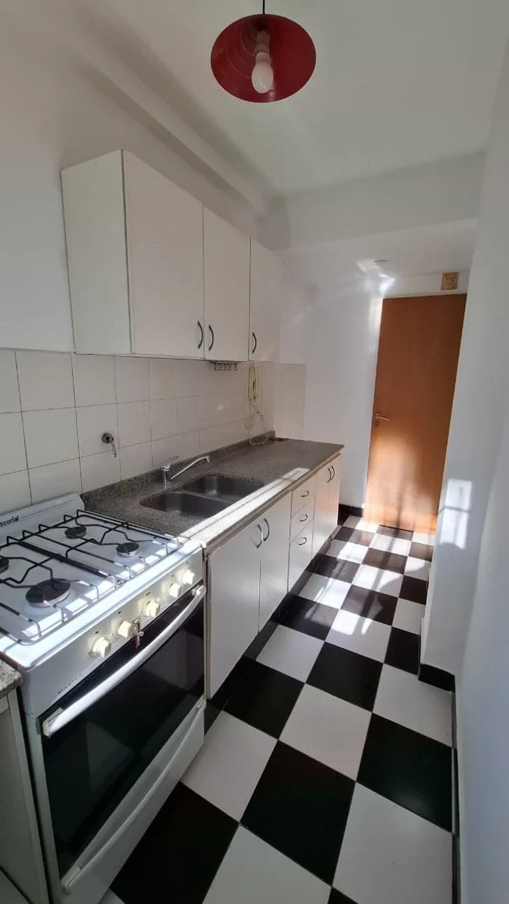 DEPARTAMENTO 2 AMB, BALCON