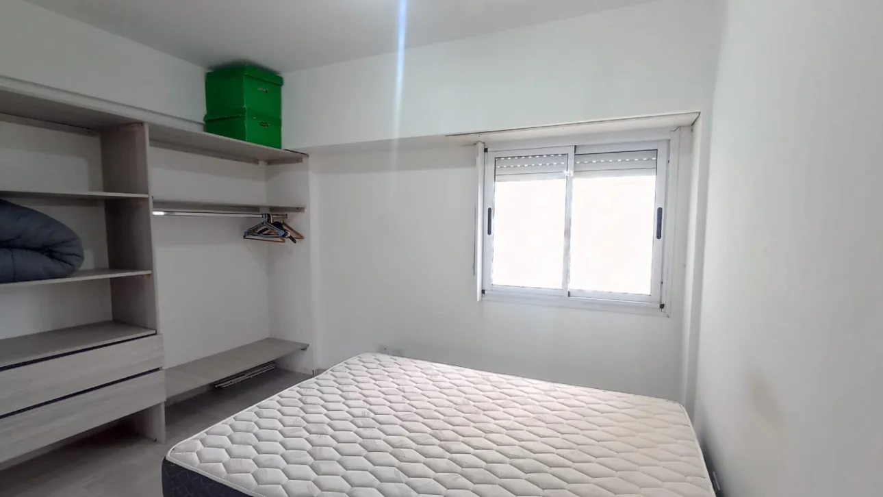 DEPARTAMENTO MONOAMBIENTE AMPLIO C/BALCON