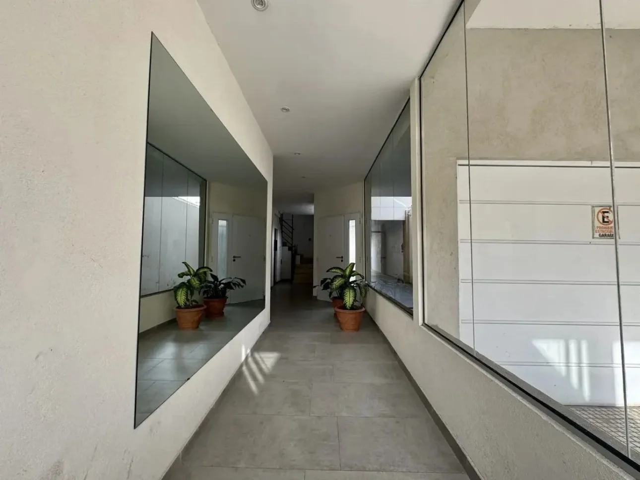 DEPARTAMENTO MONOAMBIENTE AMPLIO C/BALCON