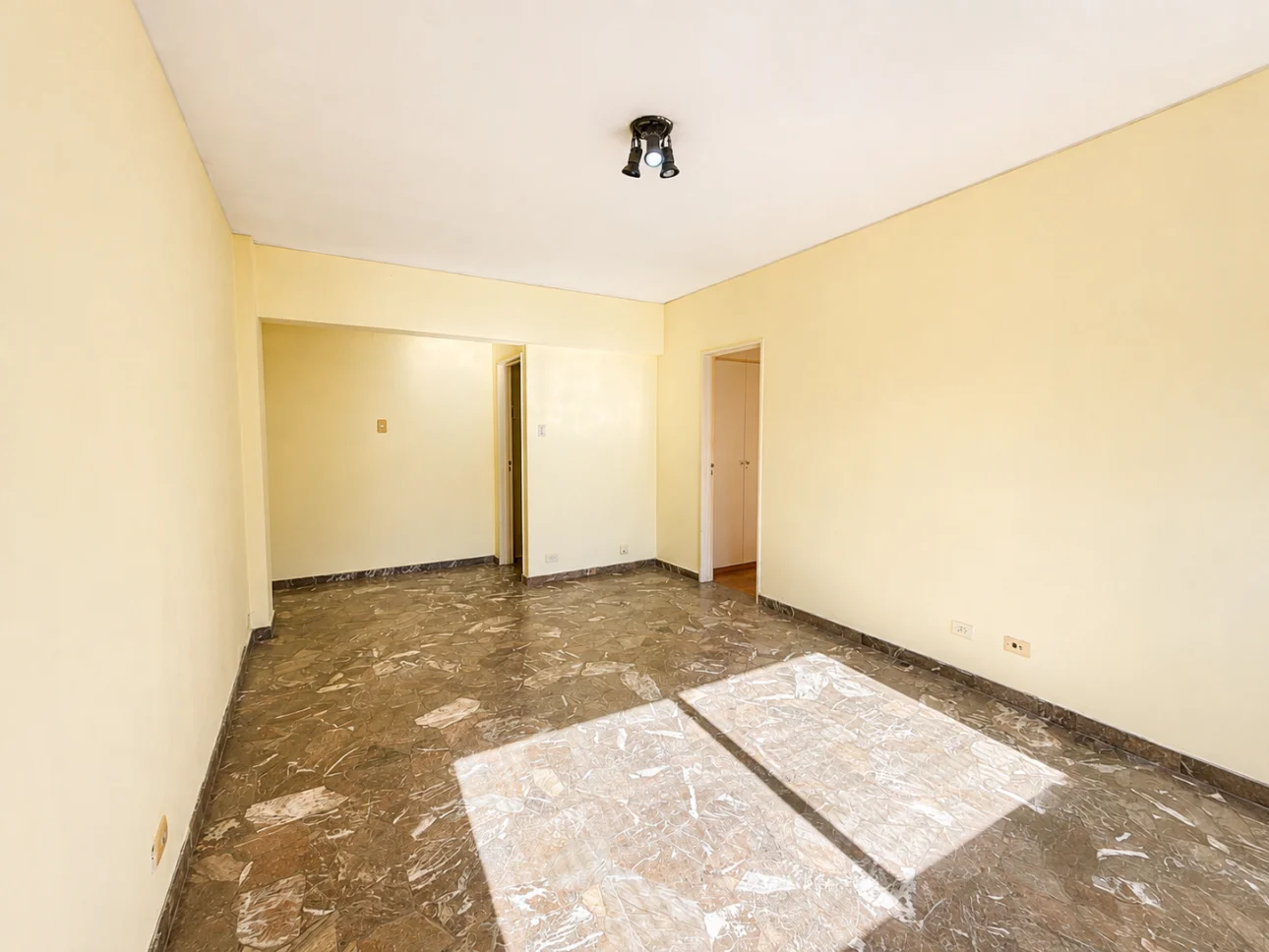 Departamento de 3 ambientes con balcon