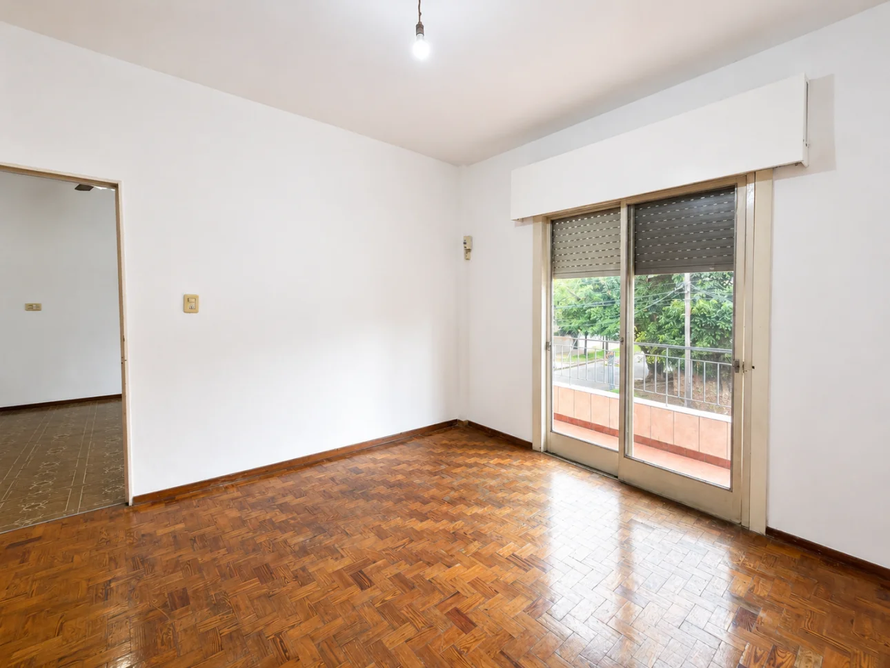 Departamento de 3 ambientes con galeria y balcon