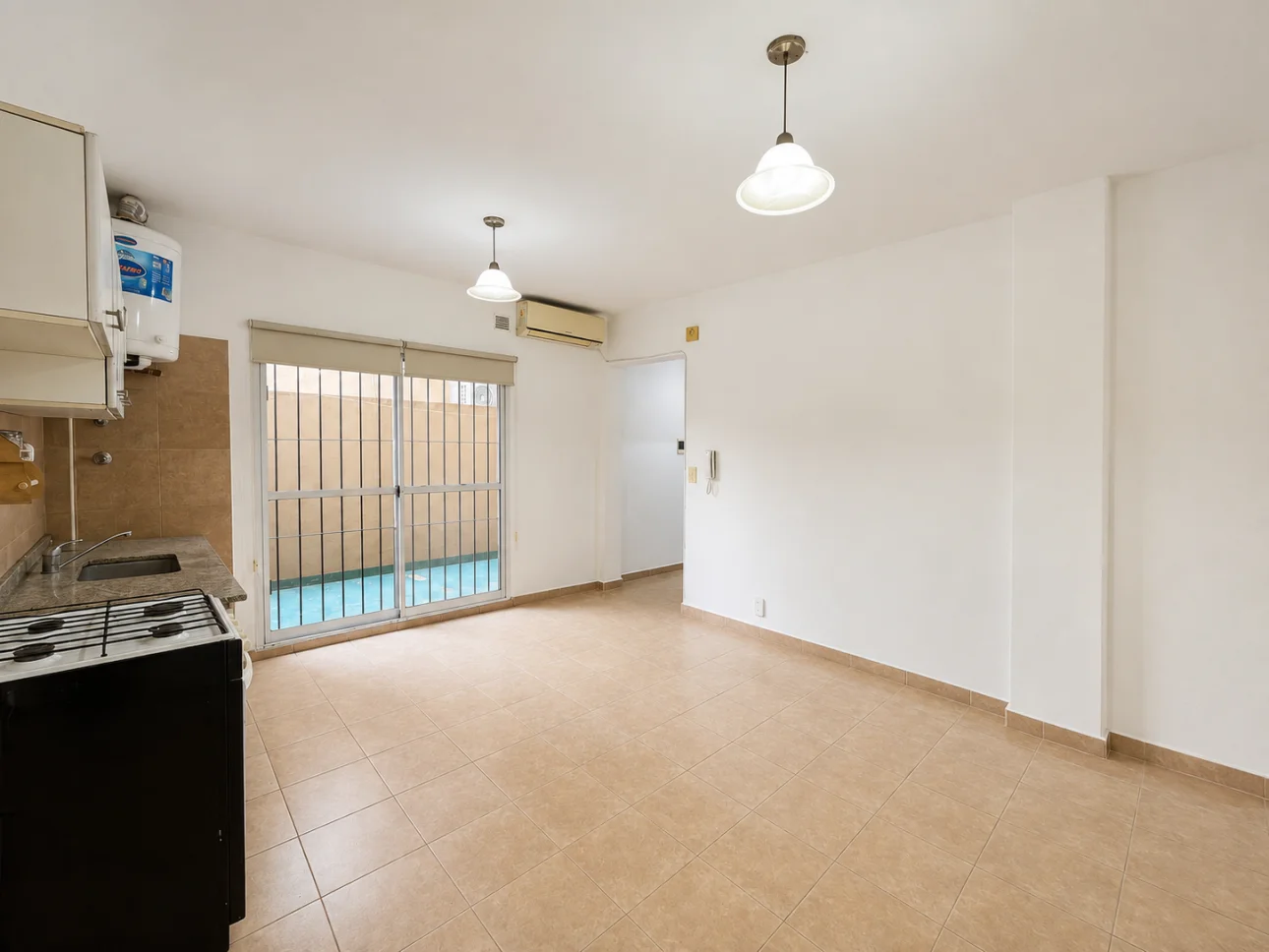 Departamento de 2 ambientes con 2 patios