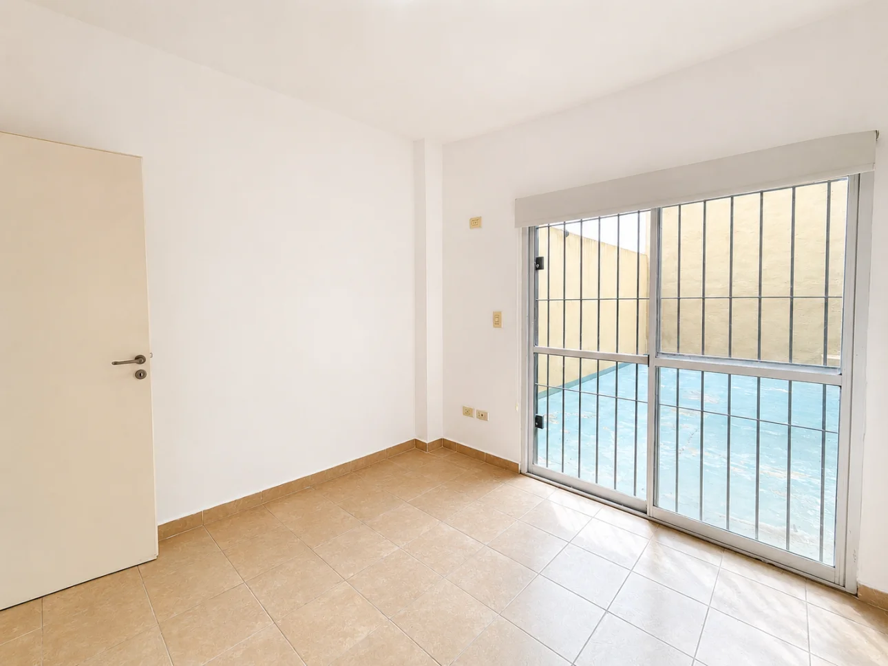 Departamento de 2 ambientes con 2 patios