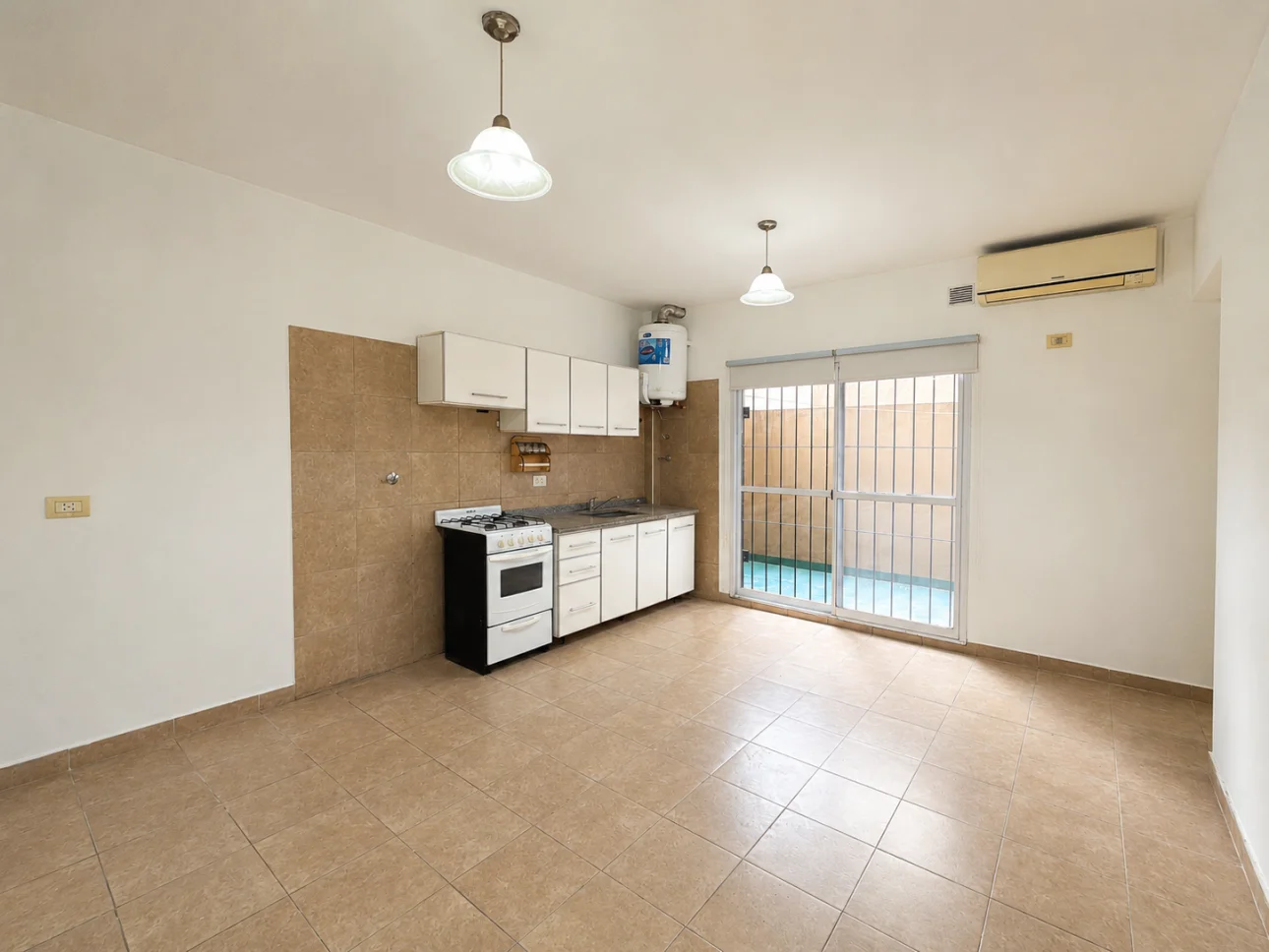 Departamento de 2 ambientes con 2 patios