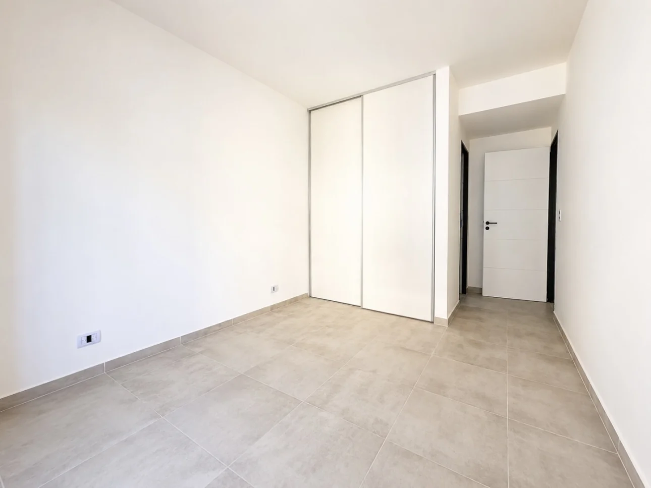 Departamento de 3 ambientes con 2 balcones